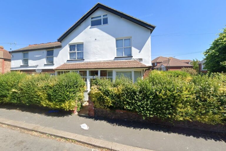 Flats 1-5, Richmond Avenue, Bognor Regis
