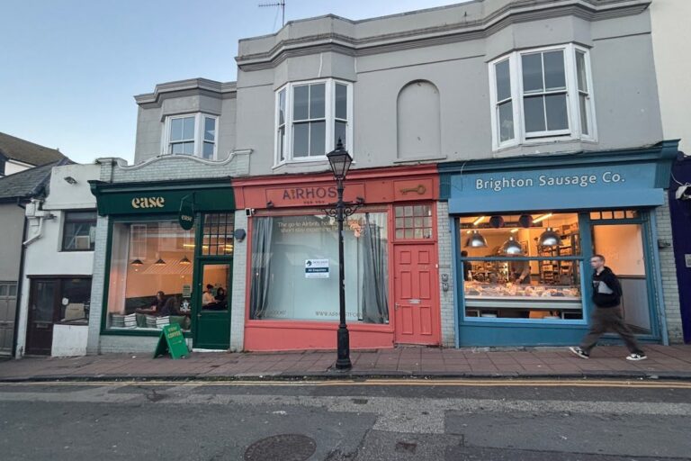 28 Gloucester Road, Brighton