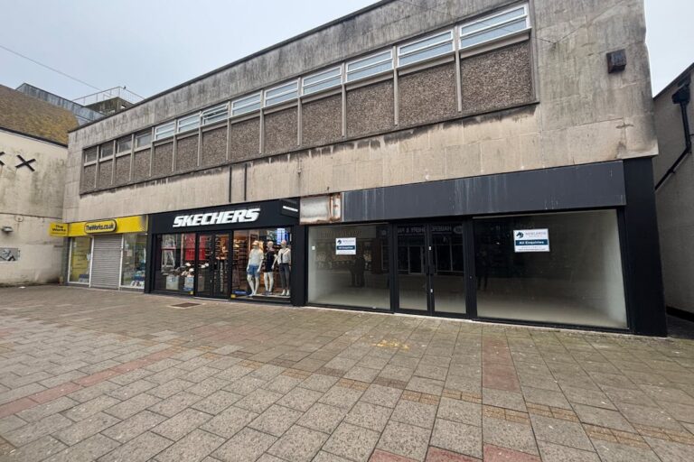 99 Montague Street, Worthing