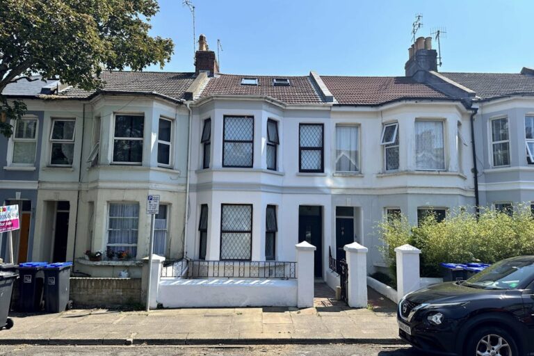 52 Ashdown Road, Worthing