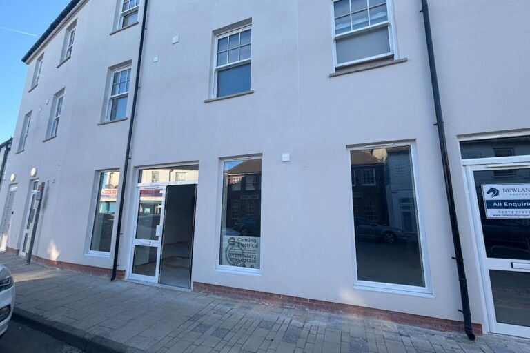 1 Bank House, East Street, Littlehampton