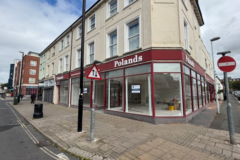 152 Montague Street, Worthing